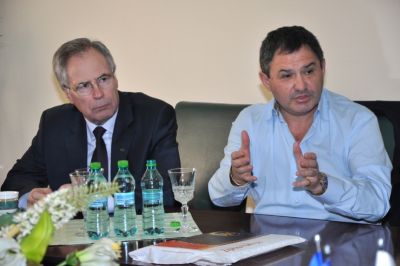 Delegație din California 